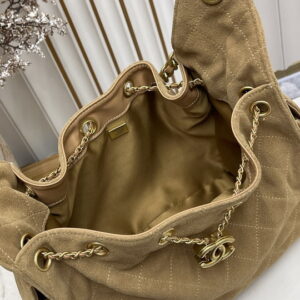 Chanel 1A005 26x30cm ss47 1983336