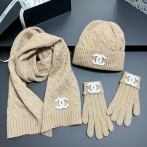 Chanel scarf hat gloves dx (3) 3404647