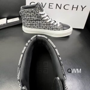 Givenchy sz35 44 WM1002 04 2705677