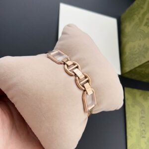 Gucci watch 77 (6) 3376181