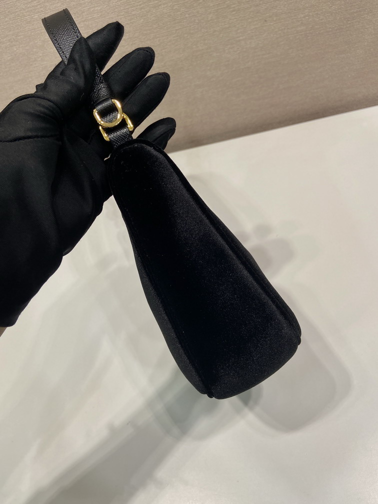 New Collection Prada Bag 268 New Collection Prada Bag 268