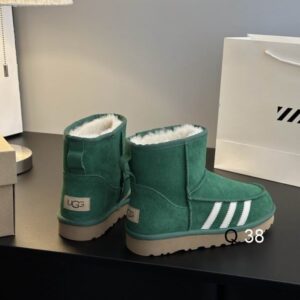 UGG sz35 40 LY1103 03 2720390