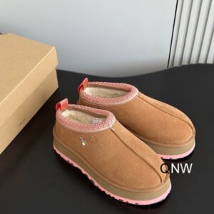 UGG sz35 40 N110 14 2720438