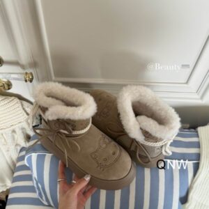 UGG sz35 40 N1106 08 2720463