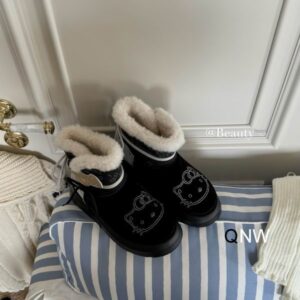 UGG sz35 40 N1106 11 2720460