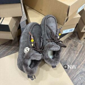 UGG sz35 40 N110903 2720478