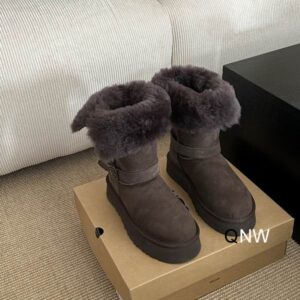 UGG sz35 40 N111314 2720496