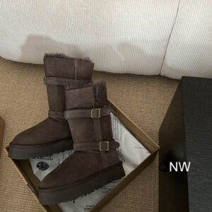 UGG sz35 40 N111315 2720495