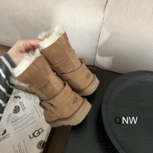 UGG sz35 40 N111405 2720522