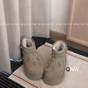 UGG sz35 40 N111504 2720534