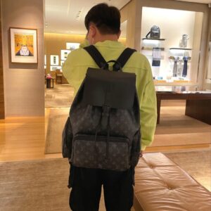 New Collection LV Bag 2530 7 cab8f95e