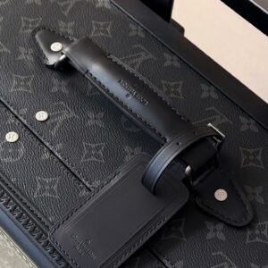 New Collection LV Bag 2527 6 d934f4f7