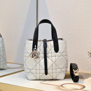 New Collection Dior Bag 1072 2 ef9889a0