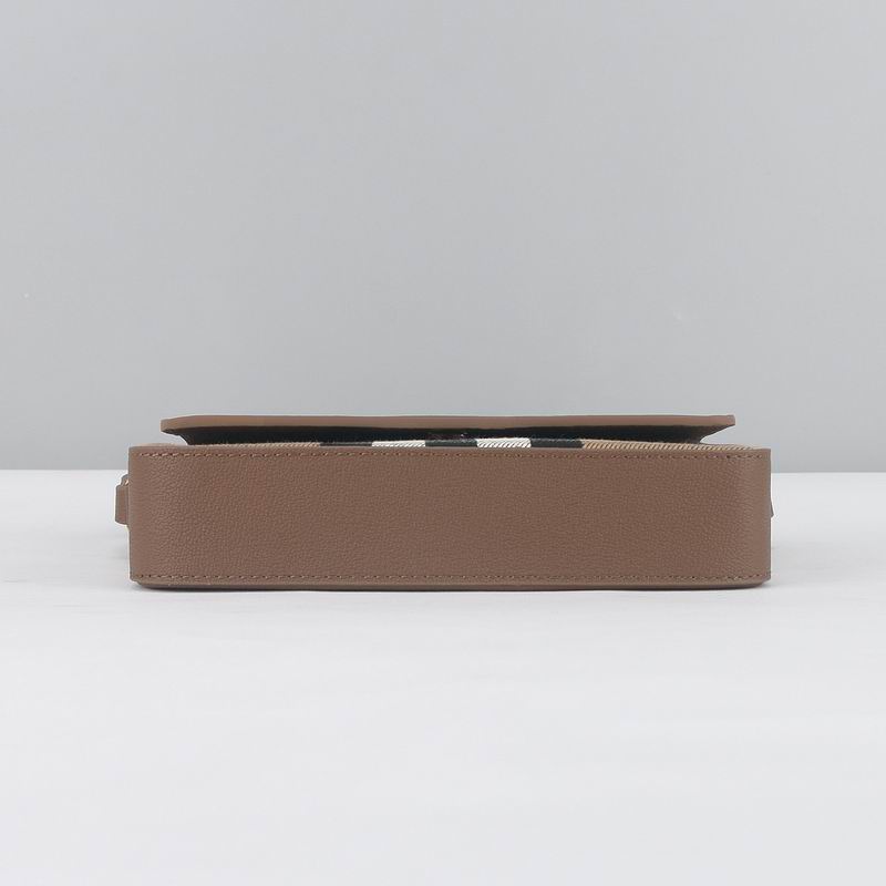 New Collection Burberry(Original Version) Bag 153 New Collection Burberry(Original Version) Bag 153