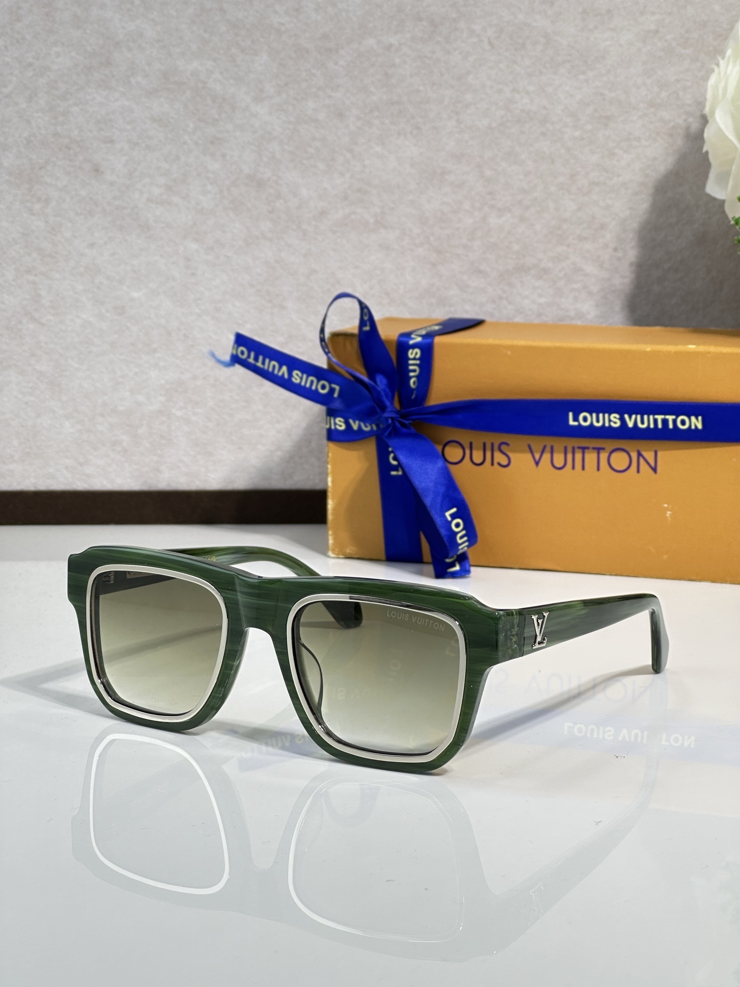 New Collection LV Glasses 319 New Collection LV Glasses 319