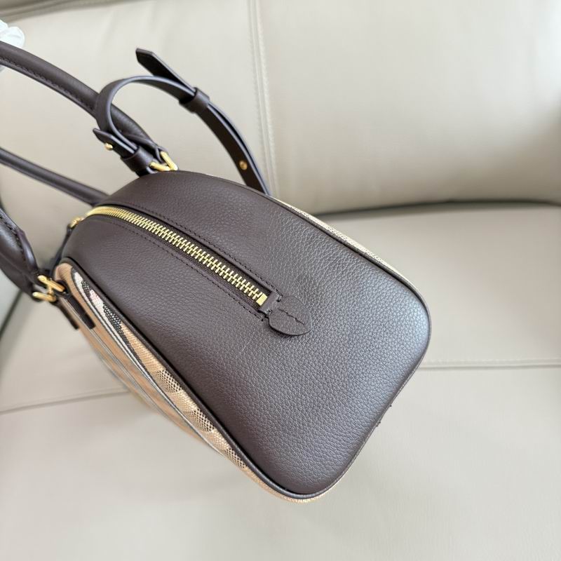 New Collection Burberry(Original Version) Bag 135 New Collection Burberry(Original Version) Bag 135