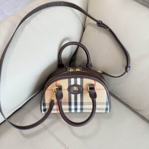 New Collection Burberry(Original Version) Bag 157