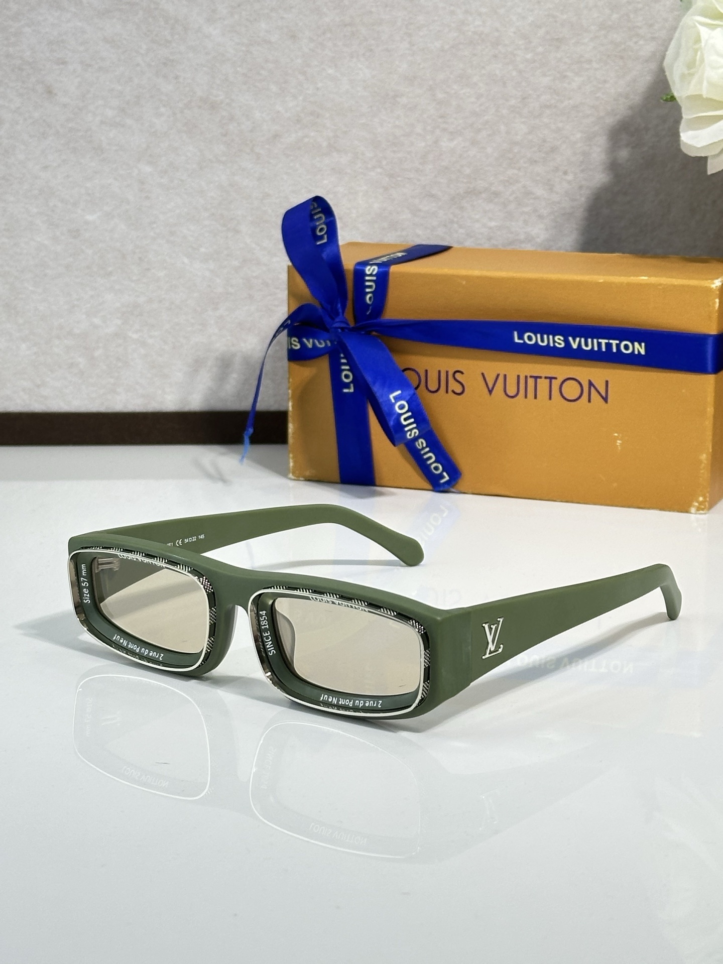 New Collection LV Glasses 322 New Collection LV Glasses 322