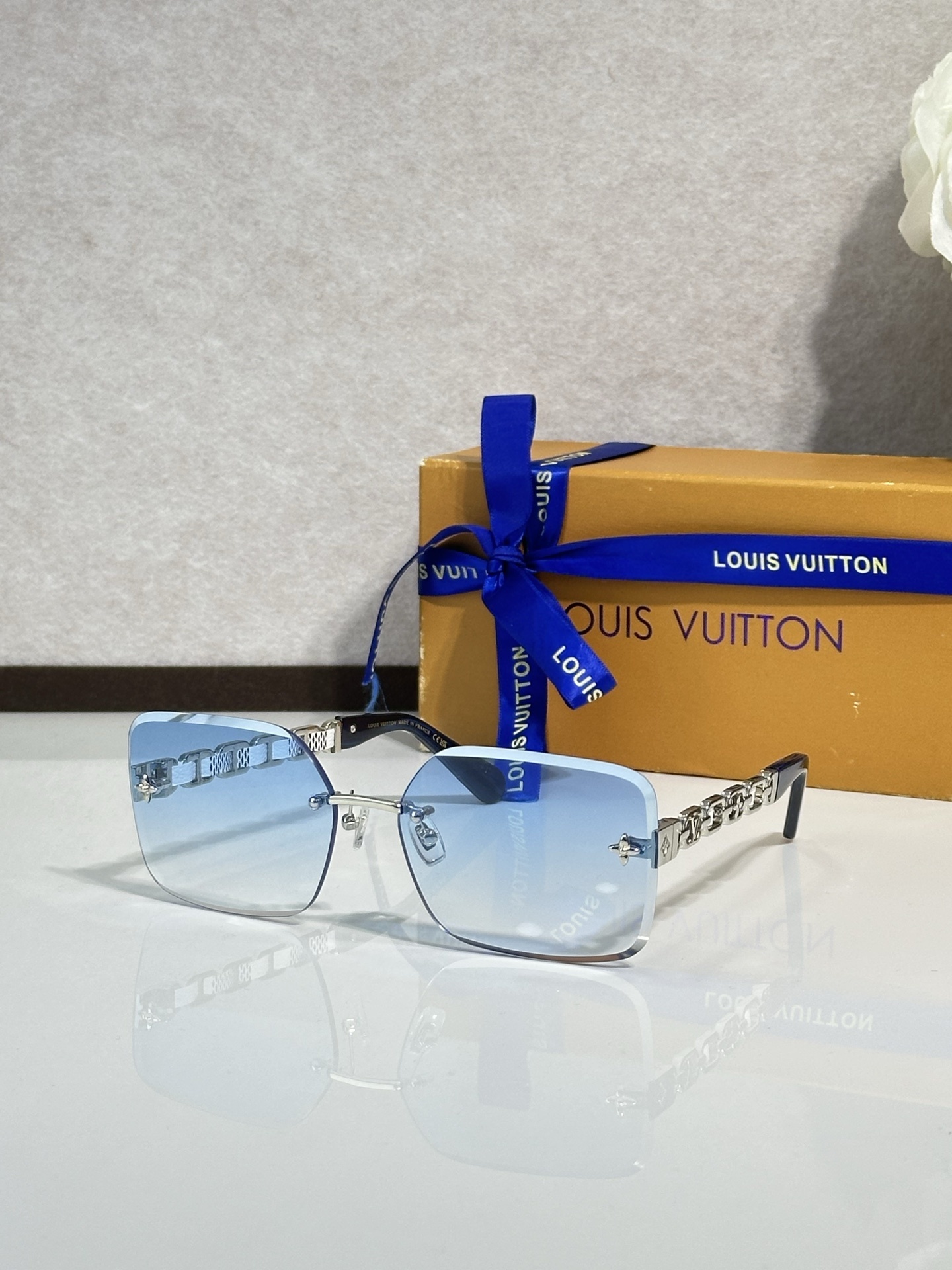 New Collection LV Glasses 332 New Collection LV Glasses 332