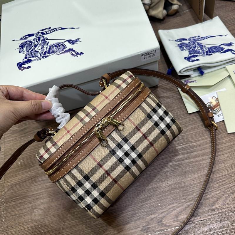 New Collection Burberry(Original Version) Bag 137 New Collection Burberry(Original Version) Bag 137