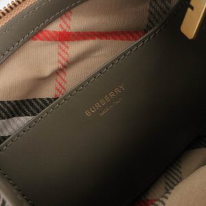 New Collection Burberry(Original Version) Bag 158 5 81196571 19x9x17.5cm HQ (7) 1990038