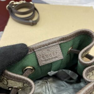 841313 22x21.5x13cm MP (8) 2005070