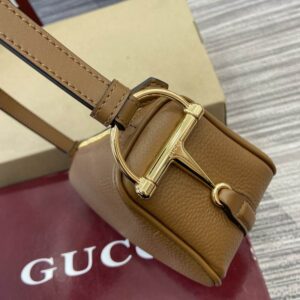 New Collection GC Bag 1168 3 860784 19x19.5x9cm MP (4) 2002039