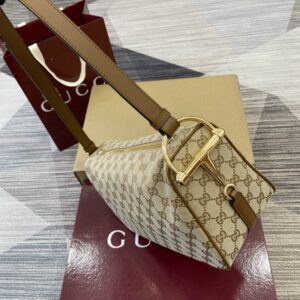 New Collection GC Bag 1171 3 860787 31.5x17x12cm MP (3) 2002411