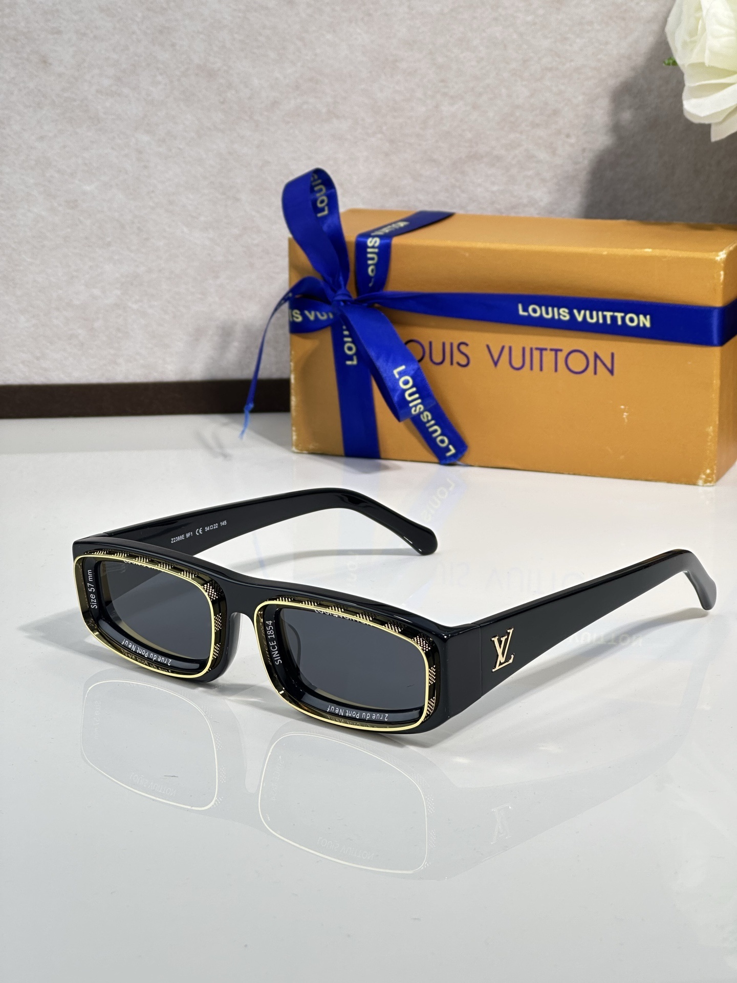 New Collection LV Glasses 322 New Collection LV Glasses 322