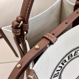 Burberry 21x16.5x25cm HQ (6) 1993369