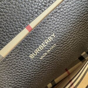 Burberry 25x8.5x18cm HQ (6) 1993662