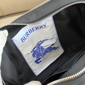 Burberry 26.5x9x18cm HQ (9) 1993696