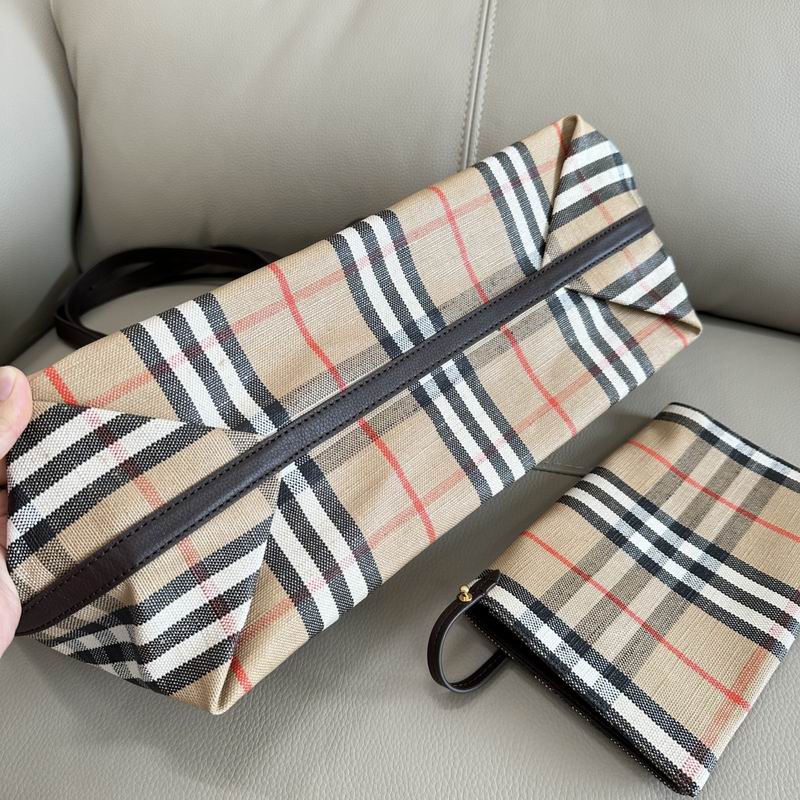 New Collection Burberry(Original Version) Bag 146 New Collection Burberry(Original Version) Bag 146