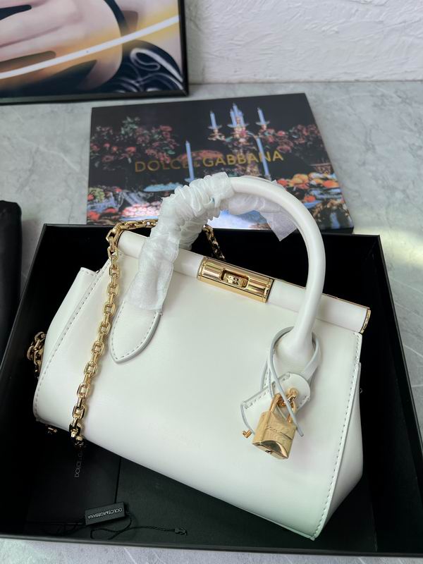 New Collection Dolce & Gabbana 44 New Collection Dolce & Gabbana 44