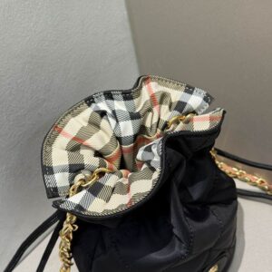 Horseshoe 14x10x19cm HQ (7) 1993380