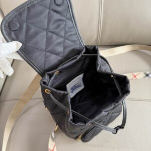 Horseshoe 17x20x14cm HQ (5) 1993470