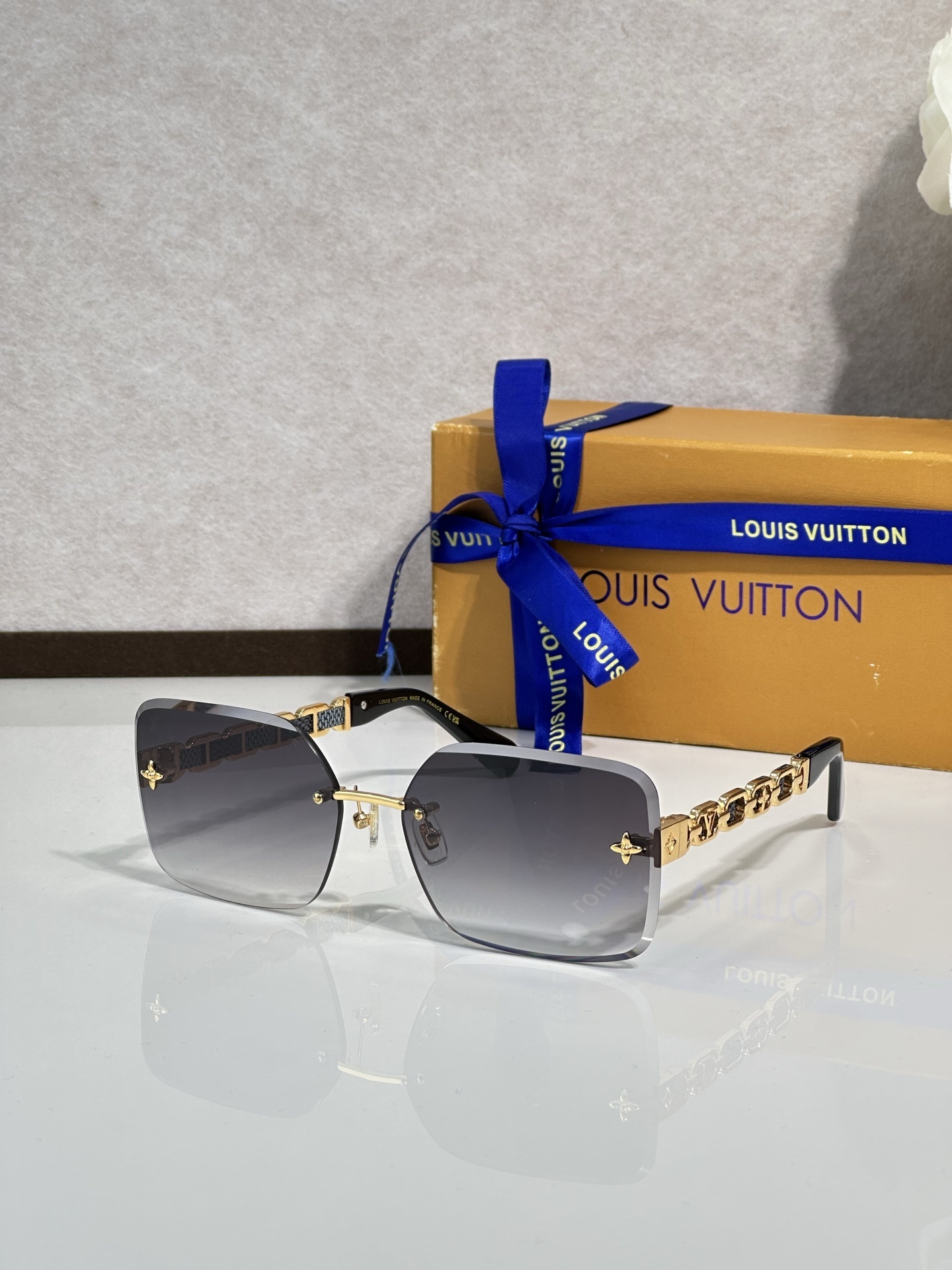 New Collection LV Glasses 332 New Collection LV Glasses 332