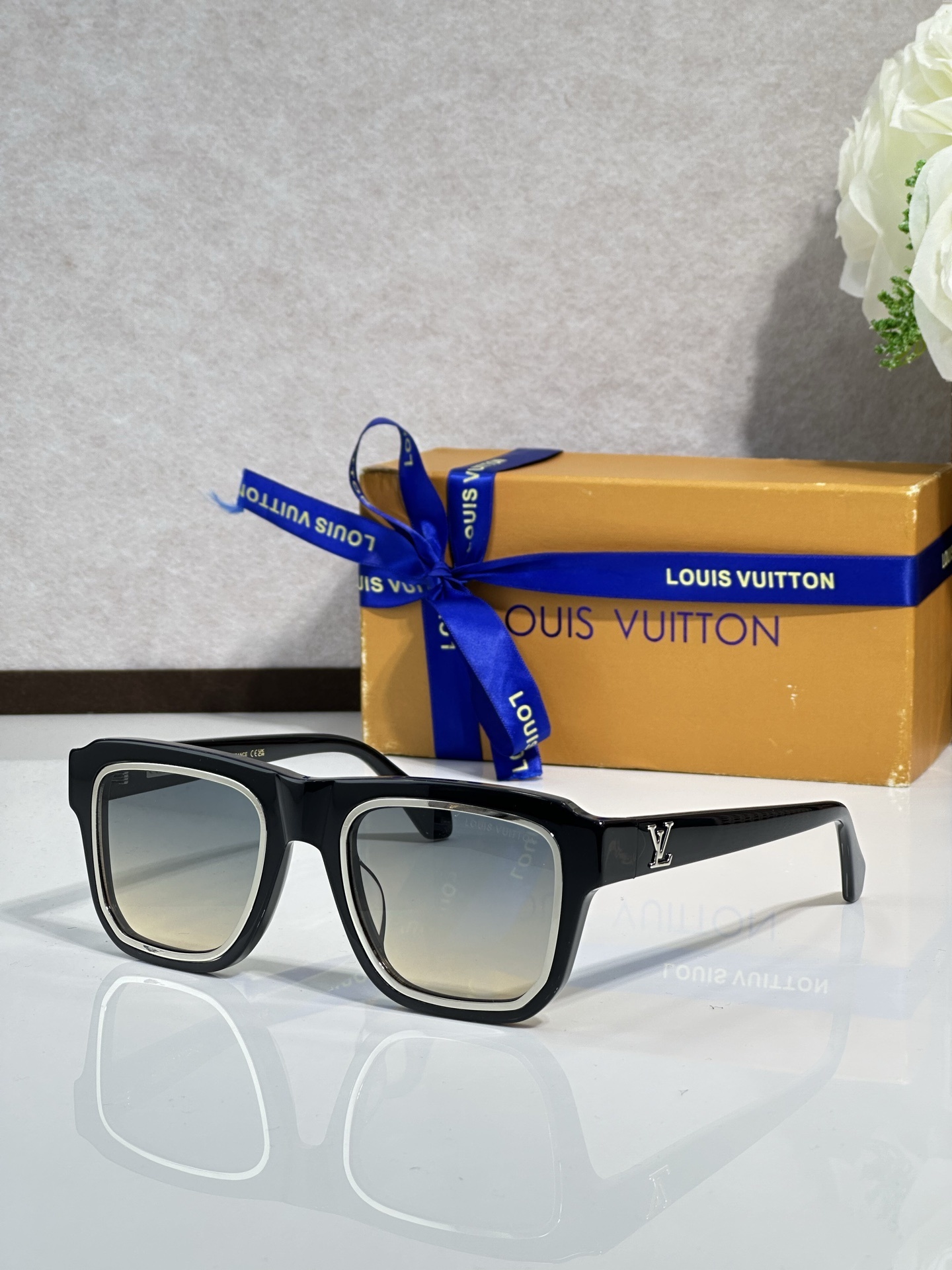 New Collection LV Glasses 319 New Collection LV Glasses 319