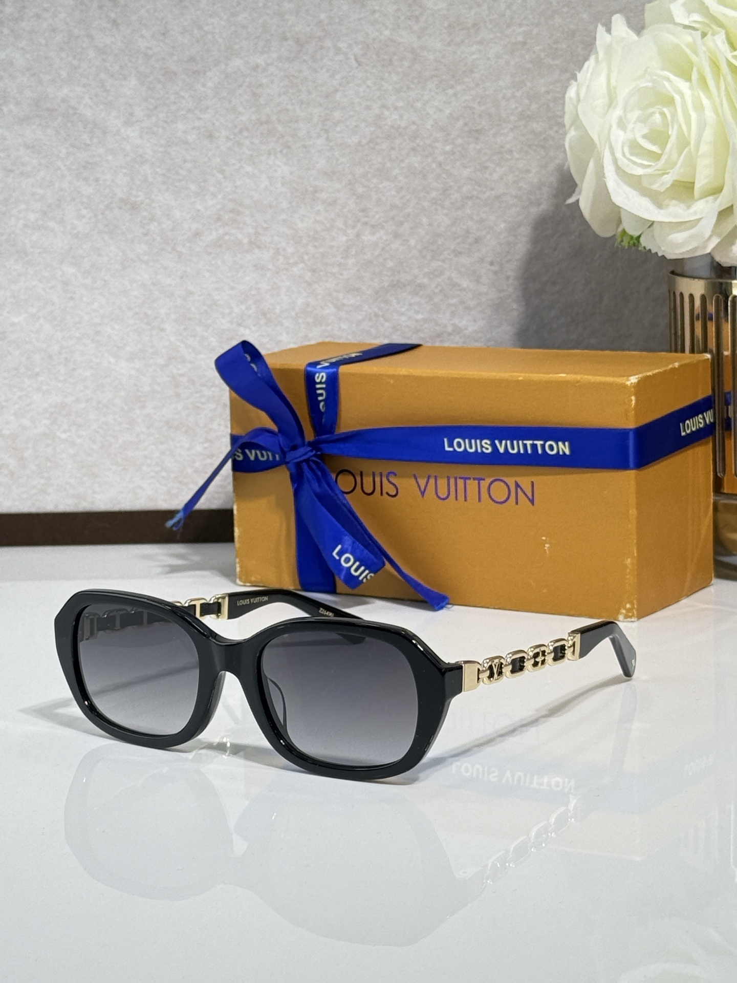 New Collection LV Glasses 340 New Collection LV Glasses 340