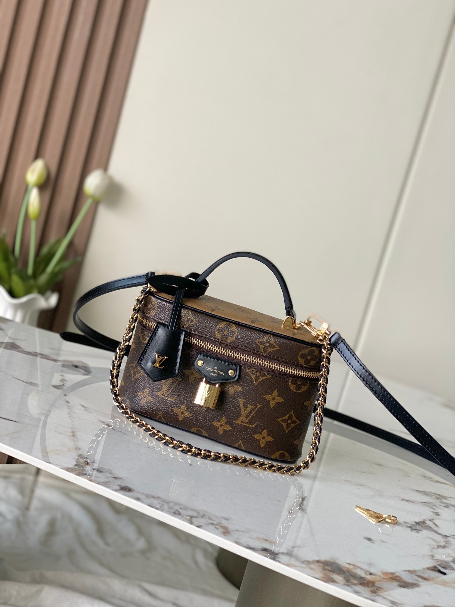 New Collection LV Bag 2595 New Collection LV Bag 2595