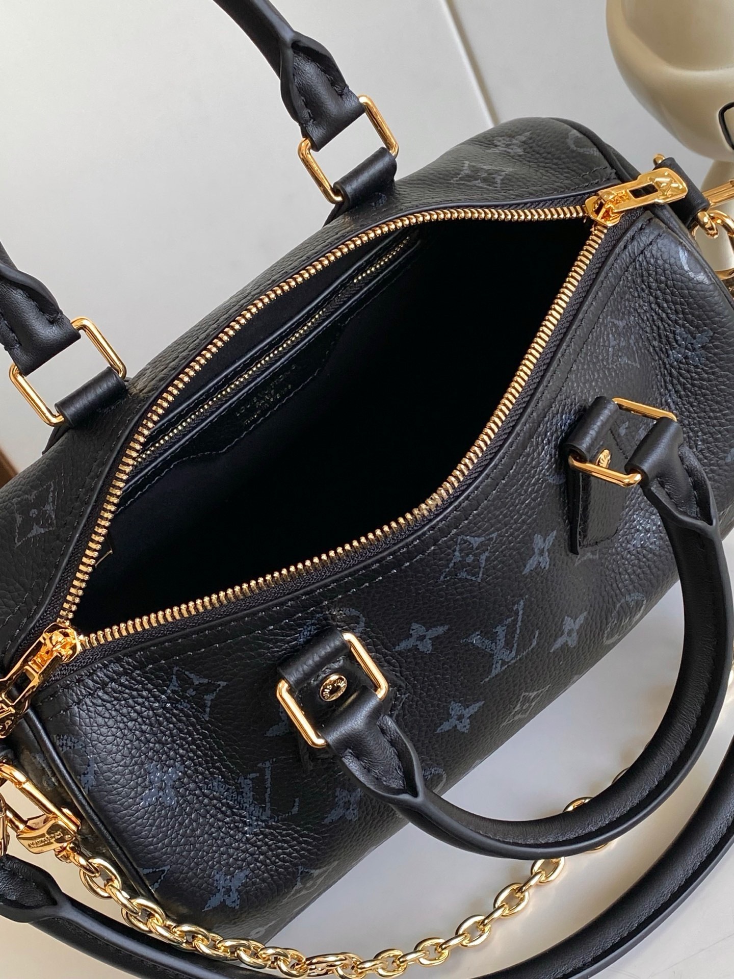 New Collection LV Bag 2599 New Collection LV Bag 2599