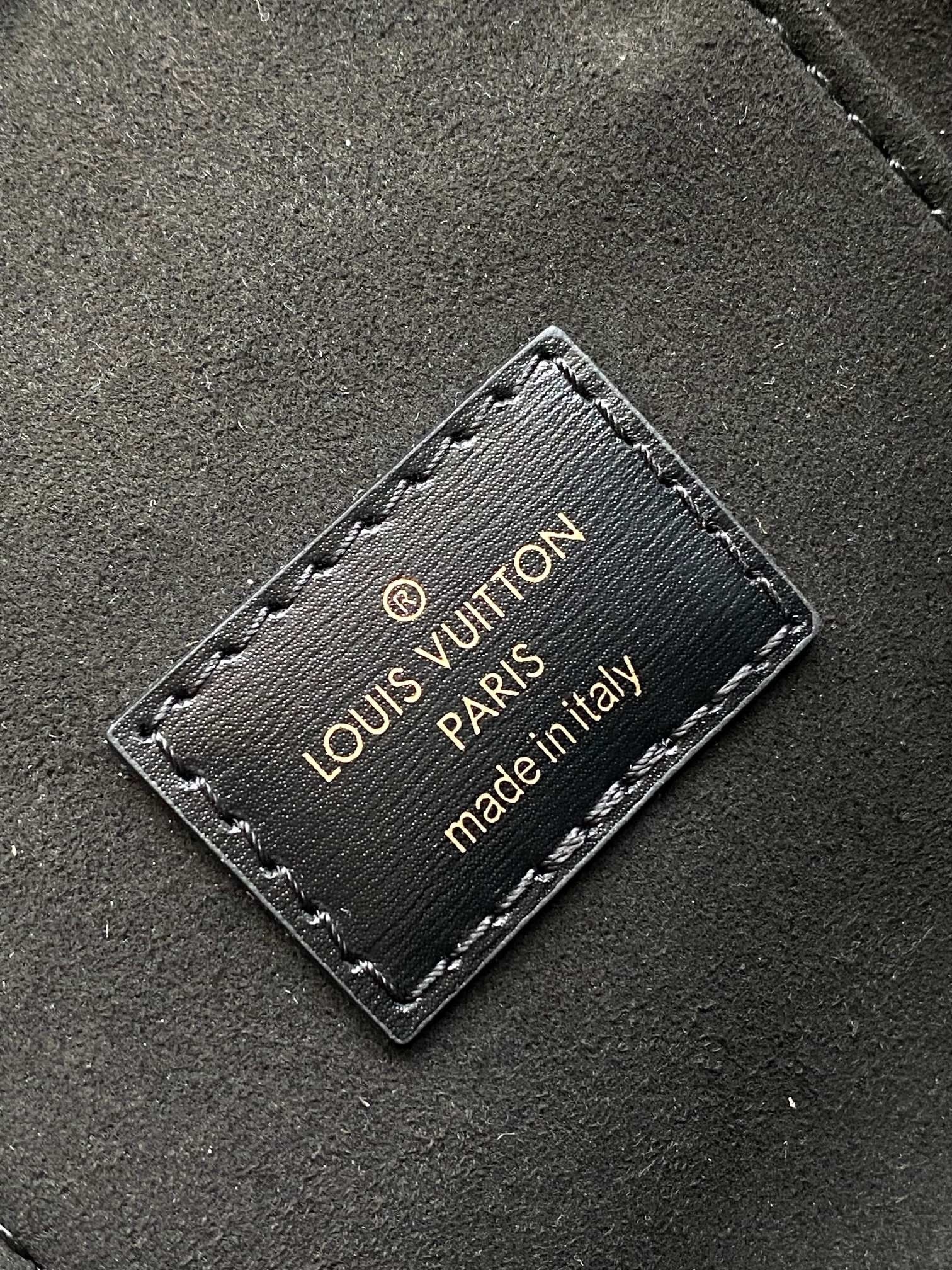 New Collection LV Bag 2595 New Collection LV Bag 2595