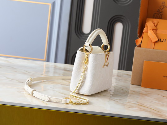 New Collection LV Bag 2607 New Collection LV Bag 2607