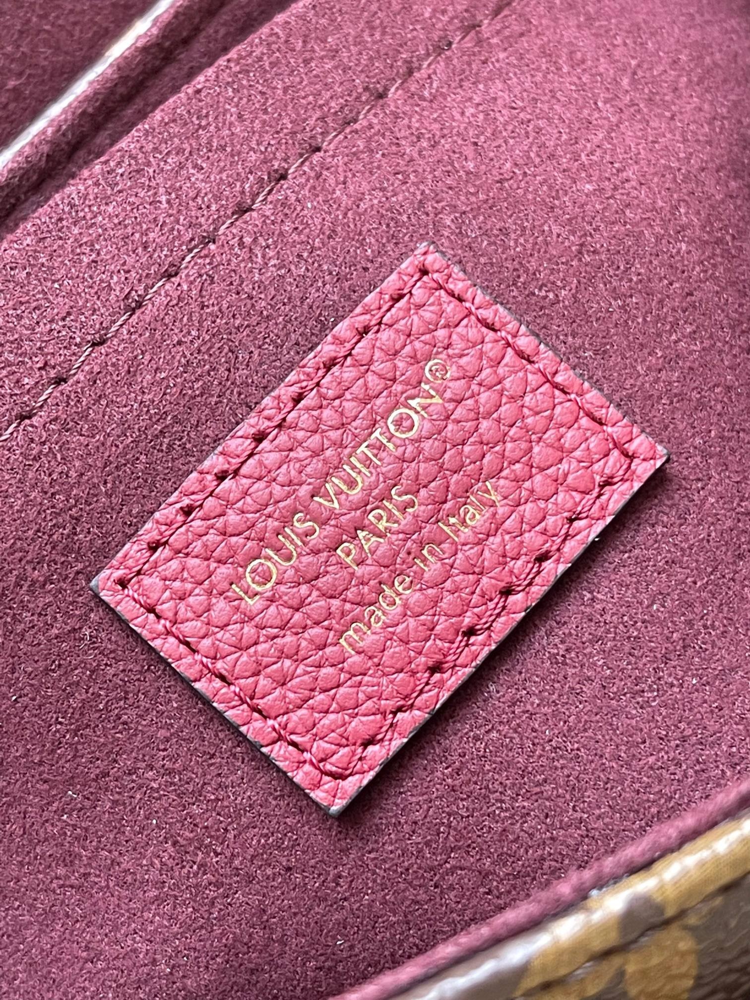 New Collection LV Bag 2590 New Collection LV Bag 2590