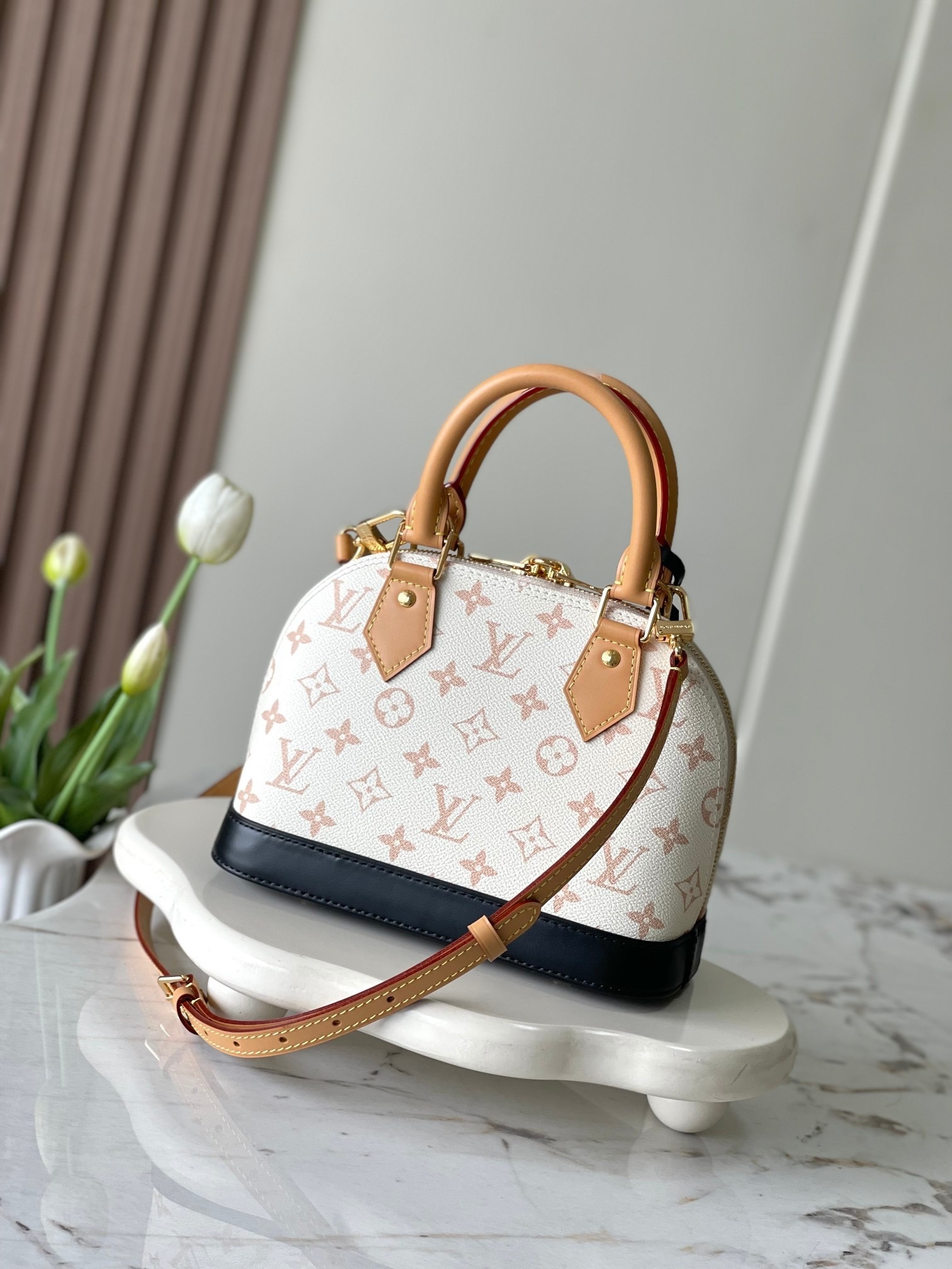New Collection LV Bag 2593 New Collection LV Bag 2593