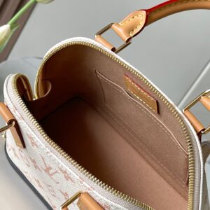 New Collection LV Bag 2593 4 d20087f8