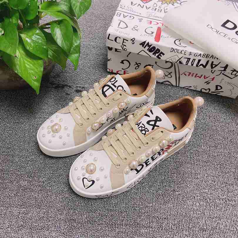 New Collection Dolce&Gabbana Sneakers 042 New Collection Dolce&Gabbana Sneakers 042