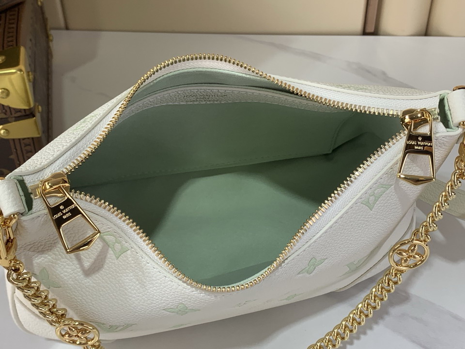 New Collection LV Bag 2686 New Collection LV Bag 2686