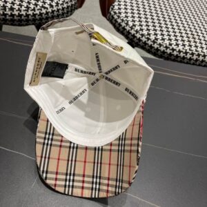 Burberry Cap (141) 3602687