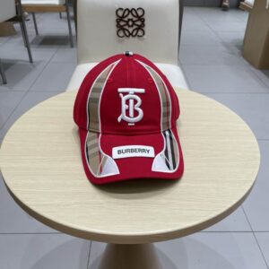 Burberry Cap (1427) 3610394